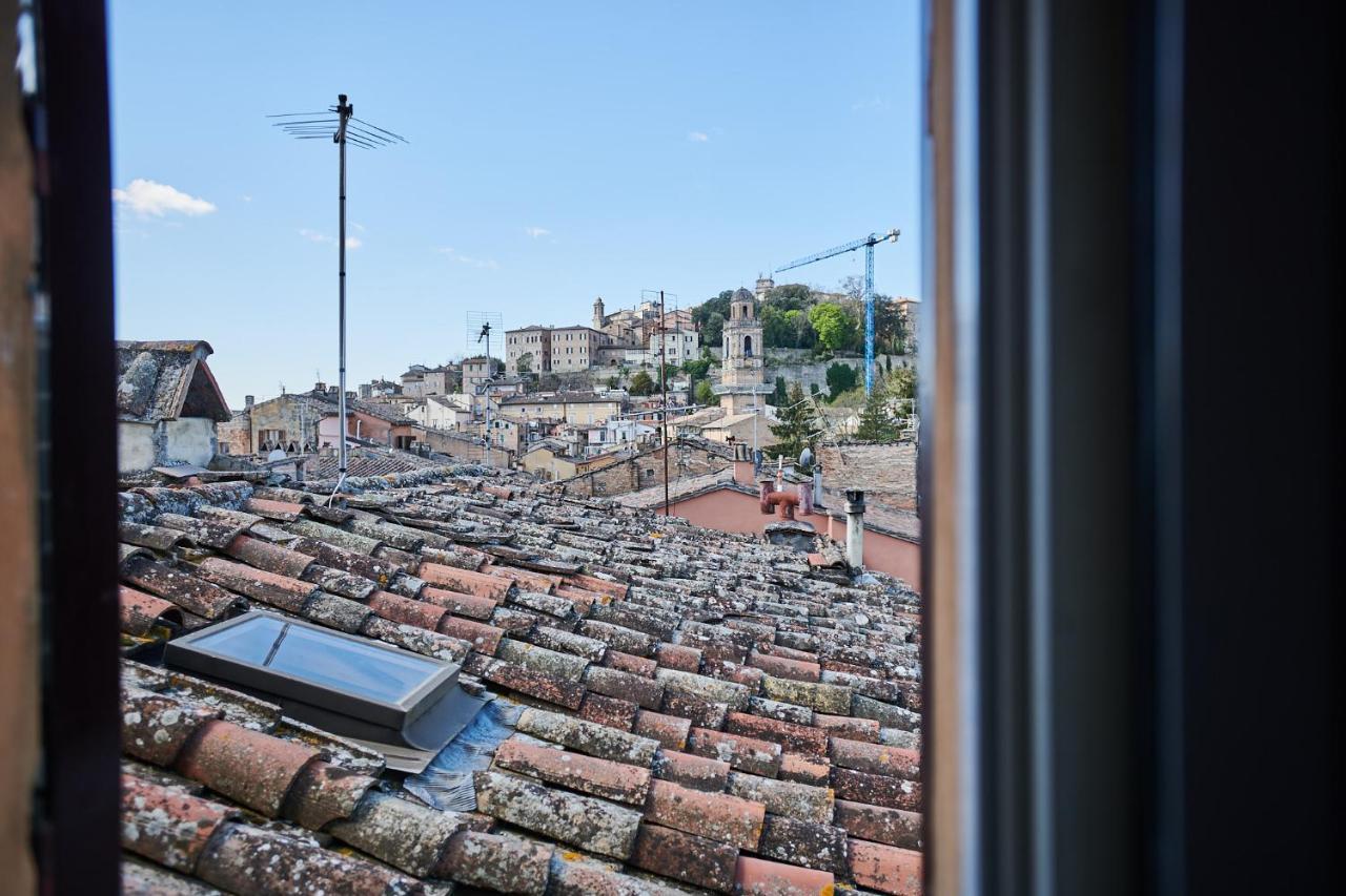 Central- Views - Air Conditioning - Easy Parking -Self Check In Perugia Exterior photo